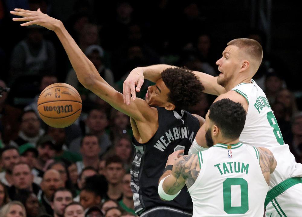 对锋线多面 对锋线多面