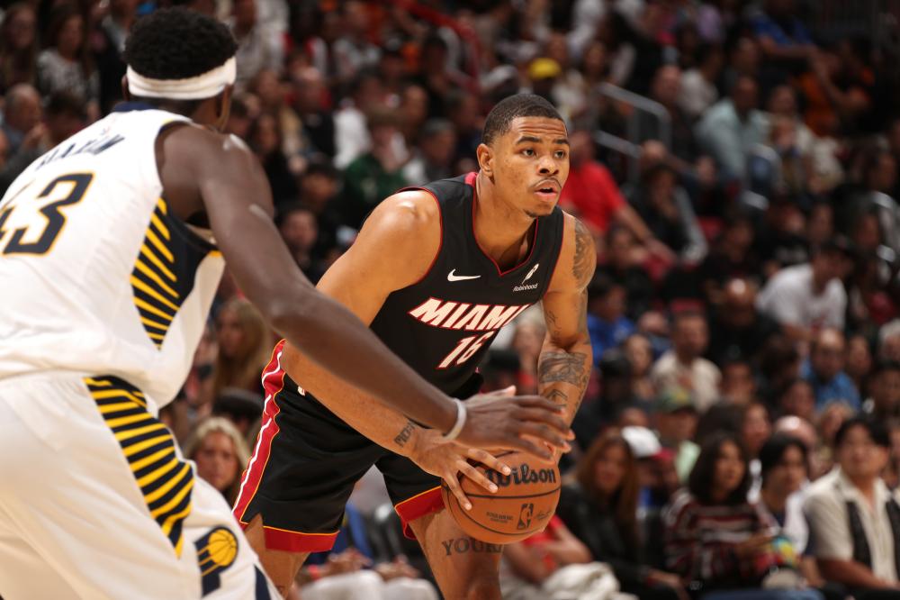 吴兴涵噩梦一战！2分钟超巨失误，10分钟伤退，媒体人不满