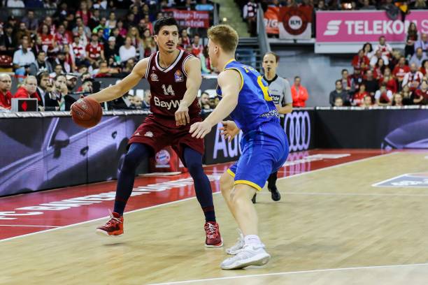 撑他踏入最 撑他踏入最