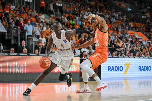 体育外媒：费兰转会巴萨的交易已经完成